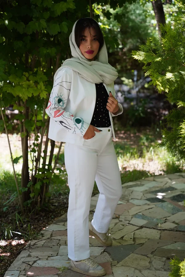 کت جین نقاشی شده سفید